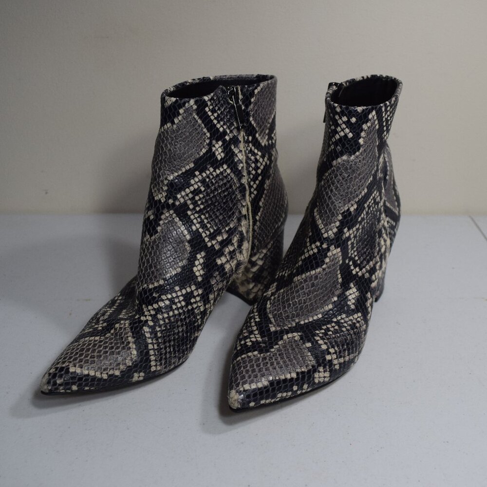 Marc Fisher LTD Jarli Boot, Snake print - Size 7.5